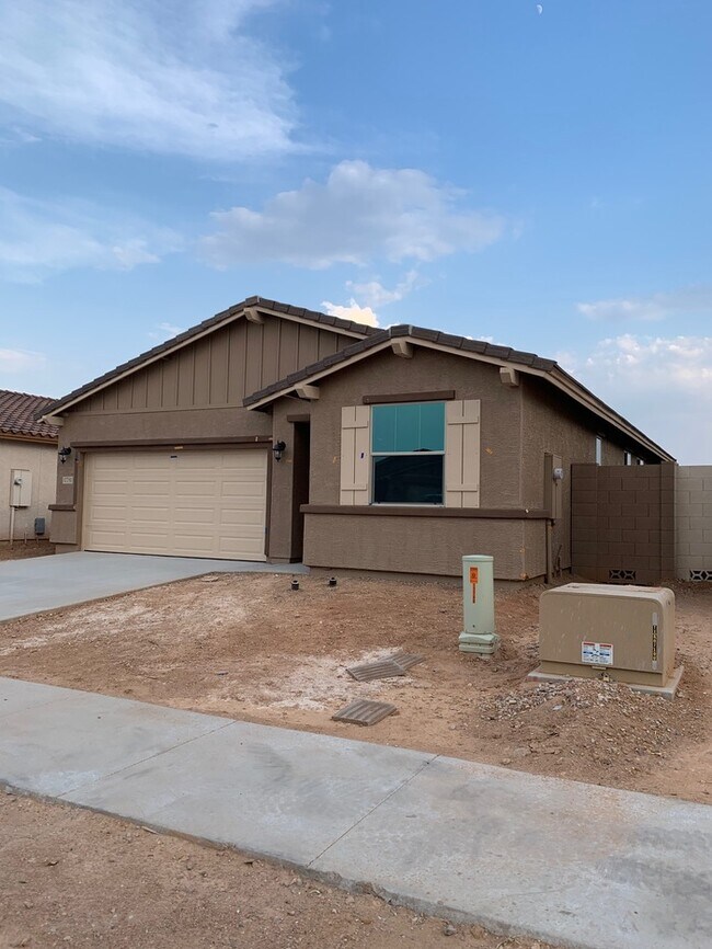 Building Photo - New Home at North Copper Canyon! Built in 2020!
