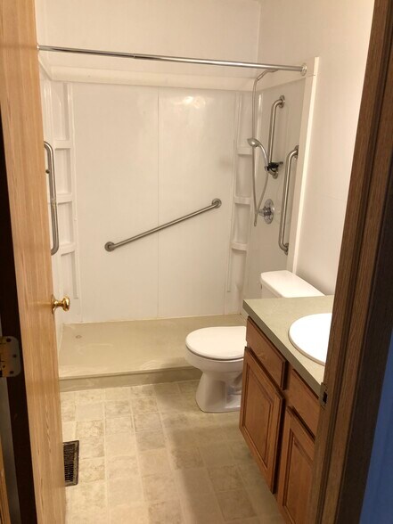 Bathroom 1 - 1254 Wyley Ave