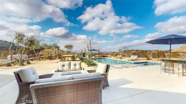 Building Photo - 7300 Santa Susana Pass Rd