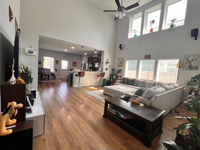 Building Photo - 312 Blue Hibiscus Dr