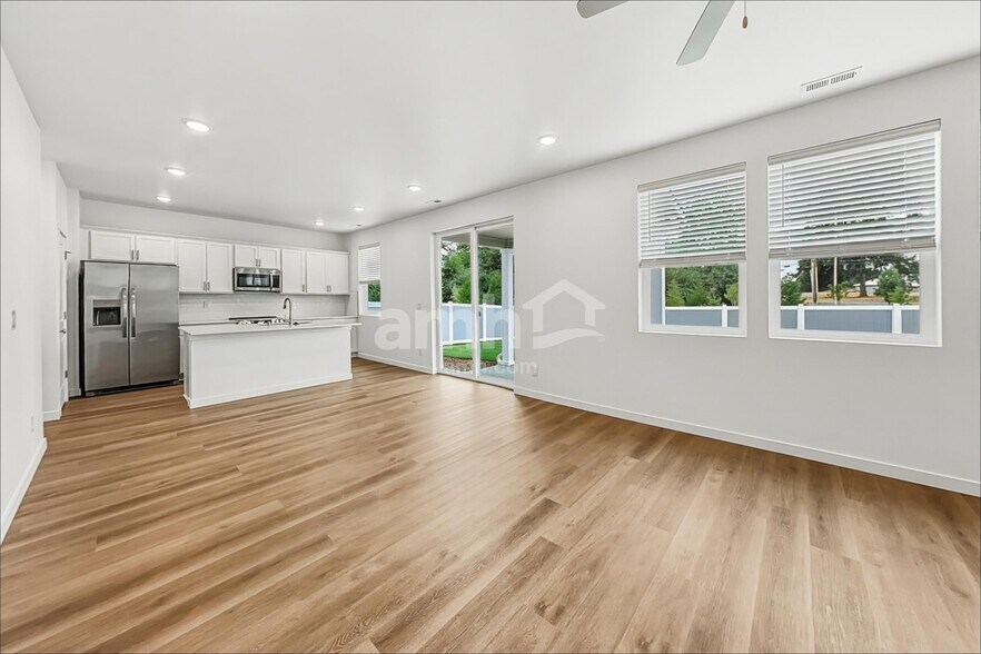 Building Photo - 8031 Verona Lp SW