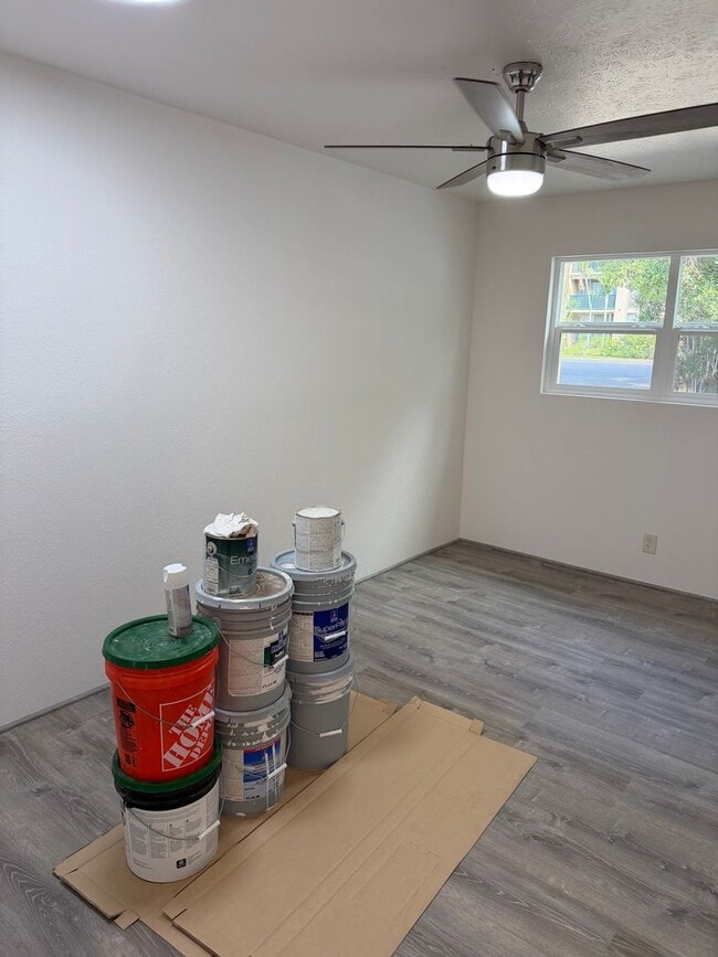 Building Photo - Aloha Apartments