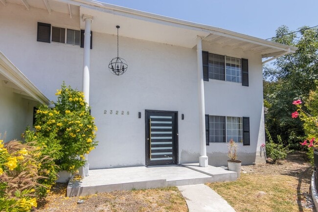 Building Photo - 5-Bedroom, 3-Bathroom Home with Solar Pane...