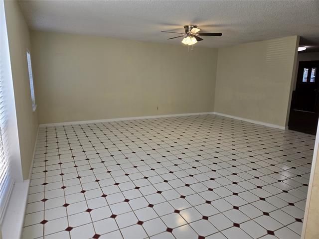 Building Photo - 4305 Hanover Dr