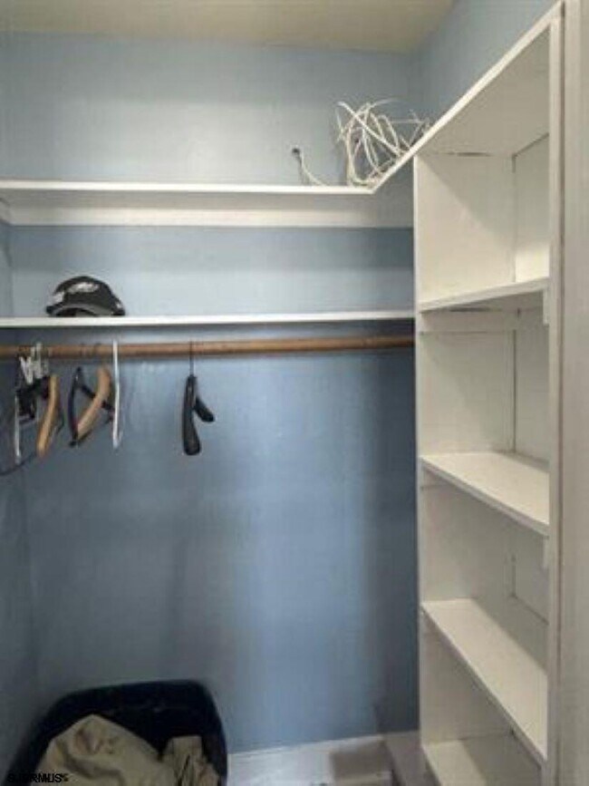 Building Photo - 2721 Boardwalk