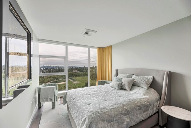 Building Photo - Experience Downtown Bellevue Luxury - Full...