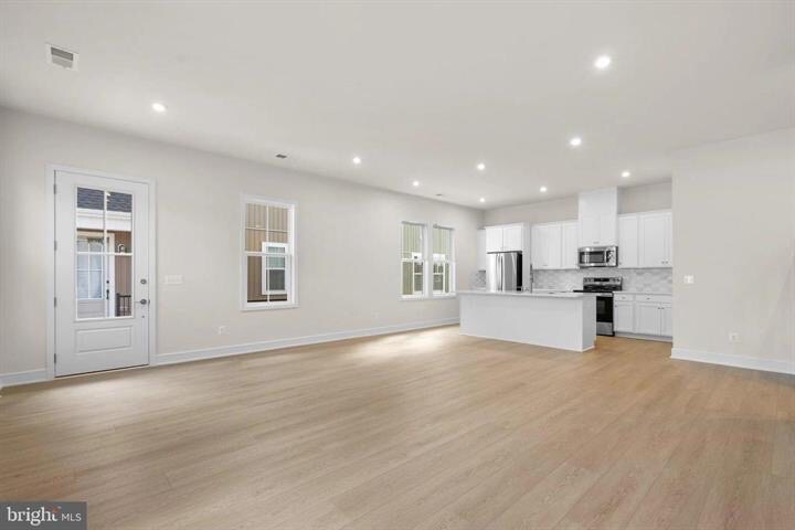 Building Photo - 41901 Hogan Forest Ter