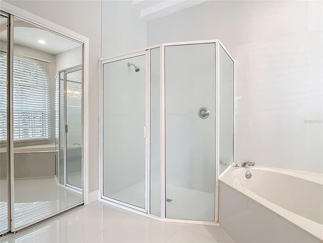 Building Photo - 6 Lionshead Dr