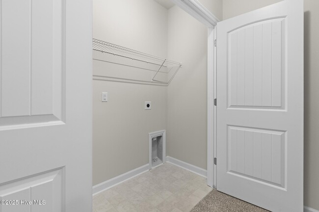 Building Photo - 2033 Folkstone Wds Ln