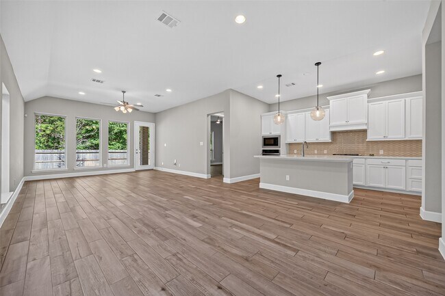 Building Photo - 17371 Merigold Hts Dr