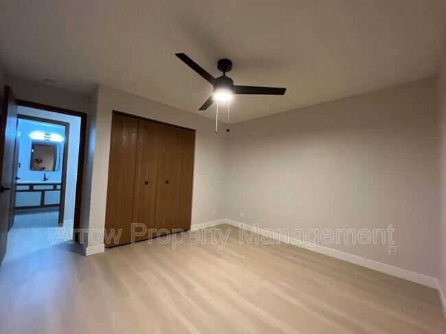 Building Photo - 2380 N 44th St