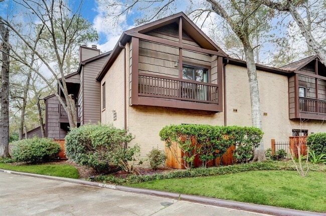 Building Photo - 11711 Memorial Dr