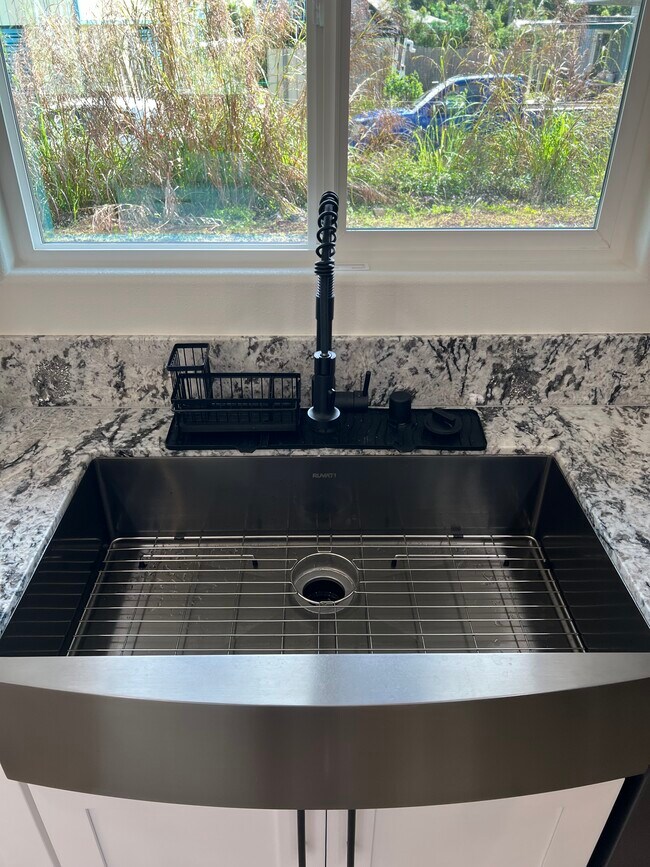 Building Photo - 16-2144-2144 Treefern Dr