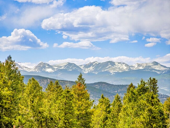 Building Photo - 785 Warren Gulch Rd