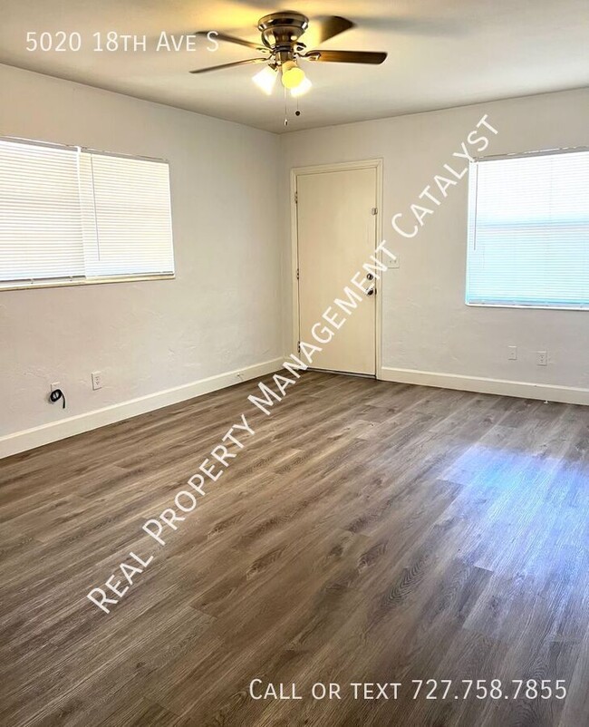 Building Photo - 5020 18th Ave S