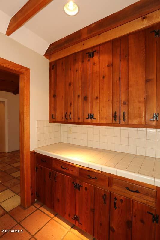 Building Photo - 5214 N 33rd St