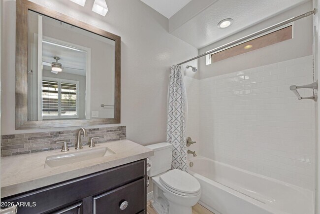 Building Photo - 32388 N 129th Dr