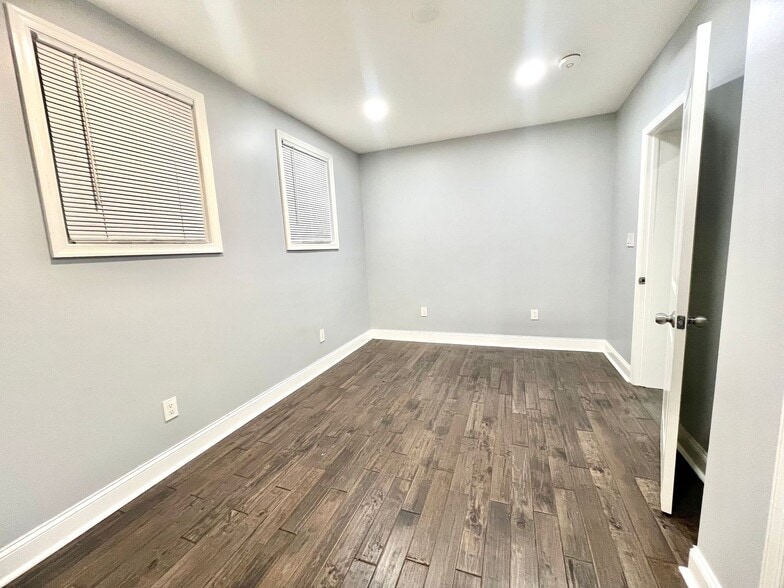 Building Photo - 1222 Missouri Ave NW