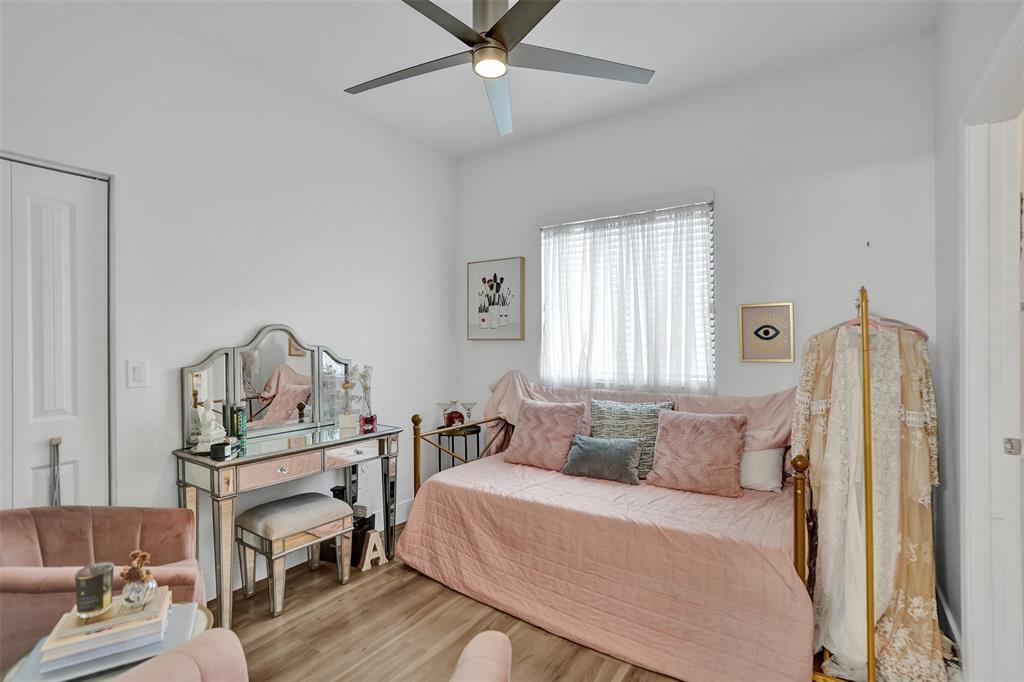 Building Photo - 4234 N Dixie Hwy