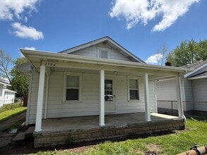 Building Photo - 3106 S Vine St