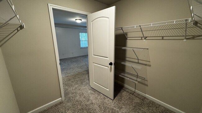 Building Photo - 225 Westfield Dr