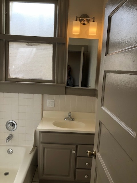 bathroom - 1542 Hayes St