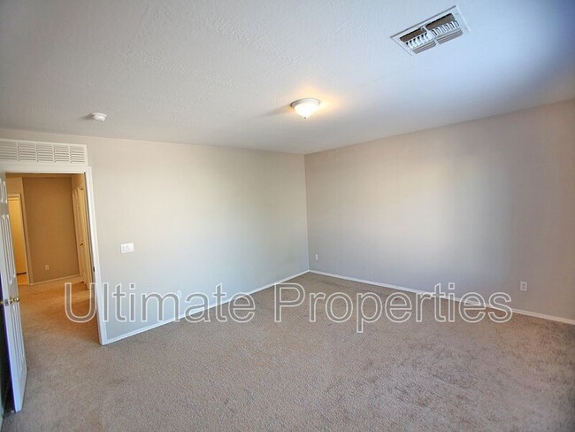 Building Photo - 3528 W Allens Peak Dr