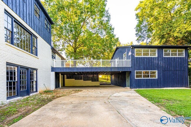 Building Photo - 7605 Fleming Hills Dr SW