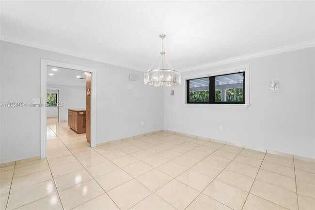 Building Photo - 9255 SW 108th St