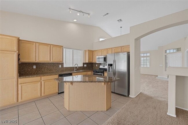Building Photo - 7544 Coral River Dr