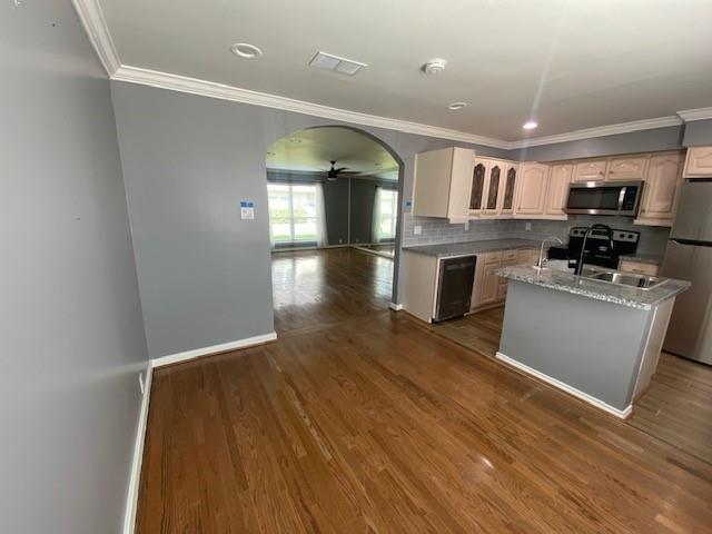Building Photo - 8102 Amelia Rd