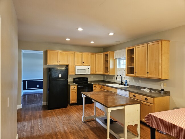 Building Photo - 457 Great Geneva Dr