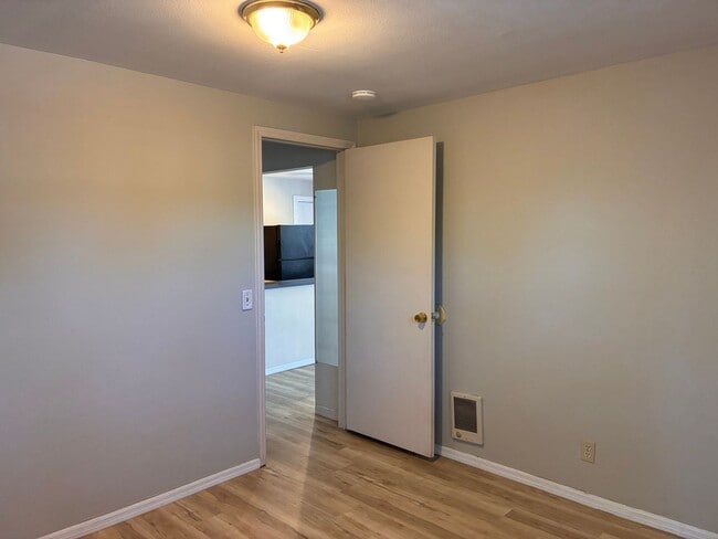 Building Photo - Located Right Off Galveston, 2 Bedroom Duplex w/Fenced Yard!