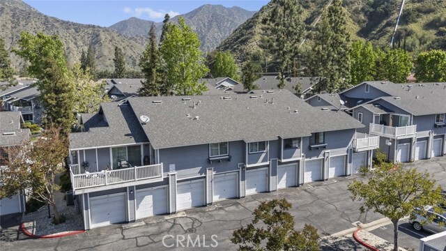 Building Photo - 225 Evergreen Ct