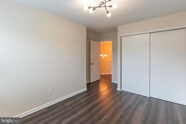 Building Photo - 308 Wayne Ct