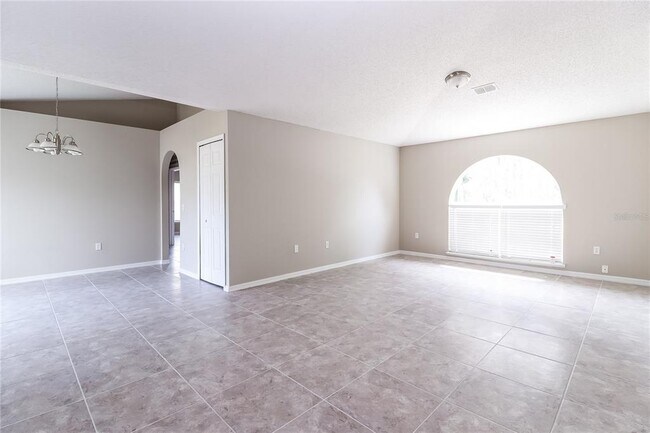 Building Photo - 927 Cambridge Ct