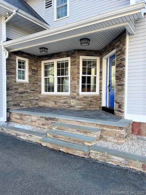 Building Photo - 462 Main St