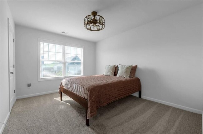 Building Photo - 9913 Stretford Rd