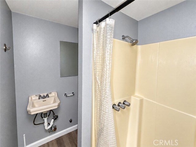 Building Photo - 127 W 58th St