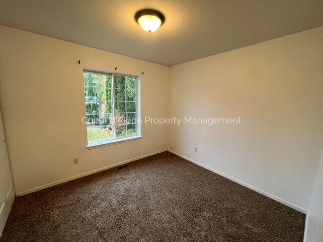 Building Photo - Updated 3 bed house in Rathdrum