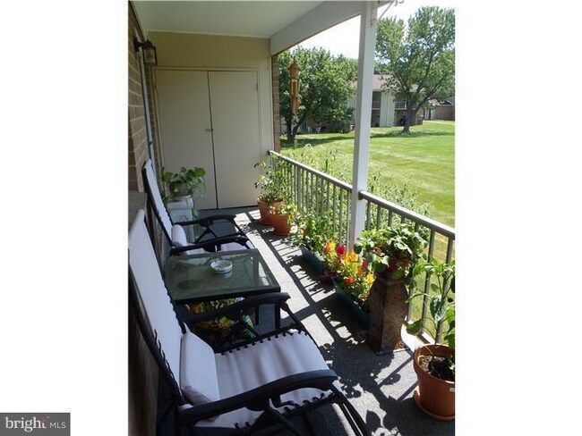 Building Photo - 14 Wexford Dr