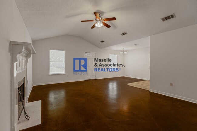Building Photo - 1212 Barnett Bend Cir