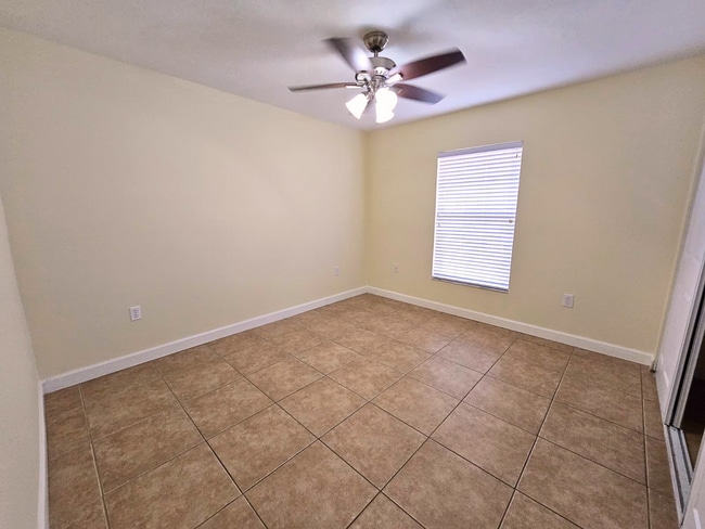 Building Photo - Stunning 3BR/ 2BA Home in The Trails Near UTC