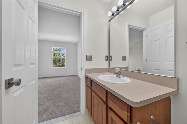 Building Photo - 39763 Rockcrest Cir