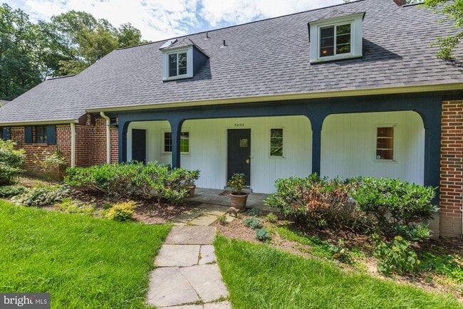 Building Photo - 5204 Westwood Dr