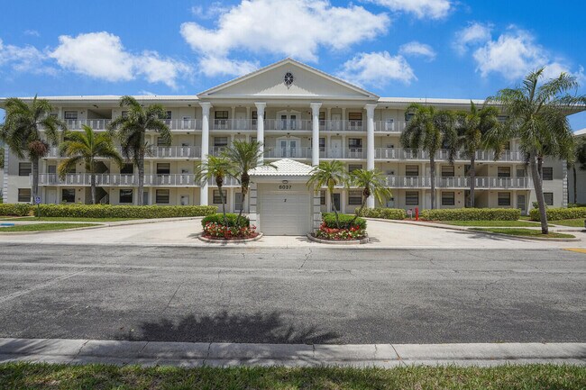 Building Photo - 6037 Balboa Cir