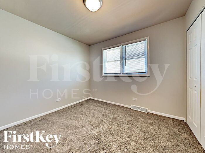 Building Photo - 14725 Memorial Dr
