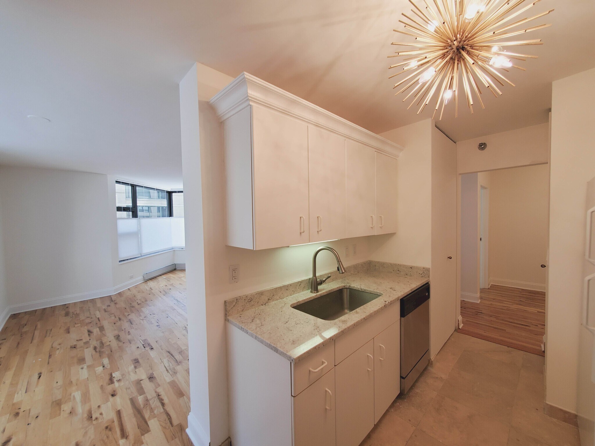 Building Photo - 401 E Ontario St