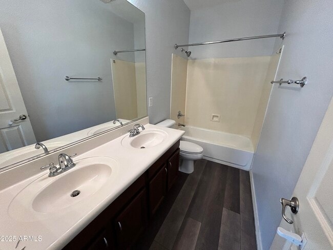 Building Photo - 4338 W Heyerdahl Dr