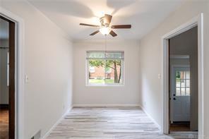 Building Photo - 1206 Acorn Dr